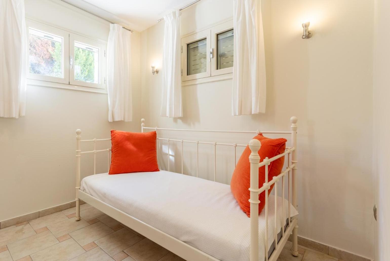 Semeli Villa Katelios