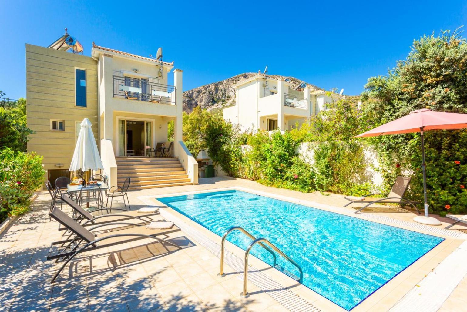 Semeli Villa Kateleios